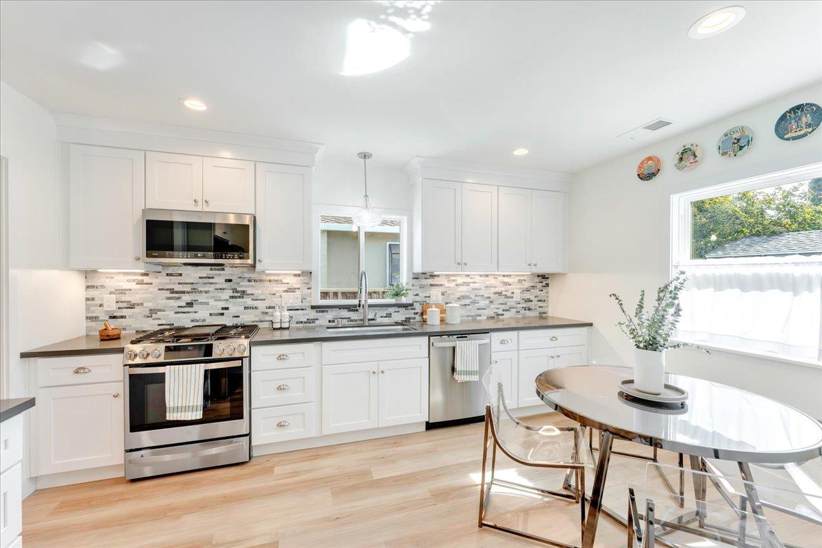 Detail Gallery Image 27 of 44 For 655 N 5th St, San Jose,  CA 95112 - 3 Beds | 2 Baths