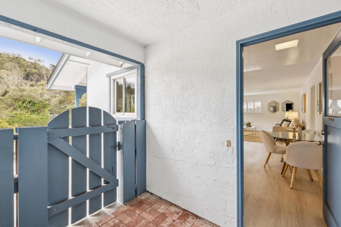 Detail Gallery Image 16 of 44 For 279 N Lake St, Moss Beach,  CA 94038 - 2 Beds | 2 Baths