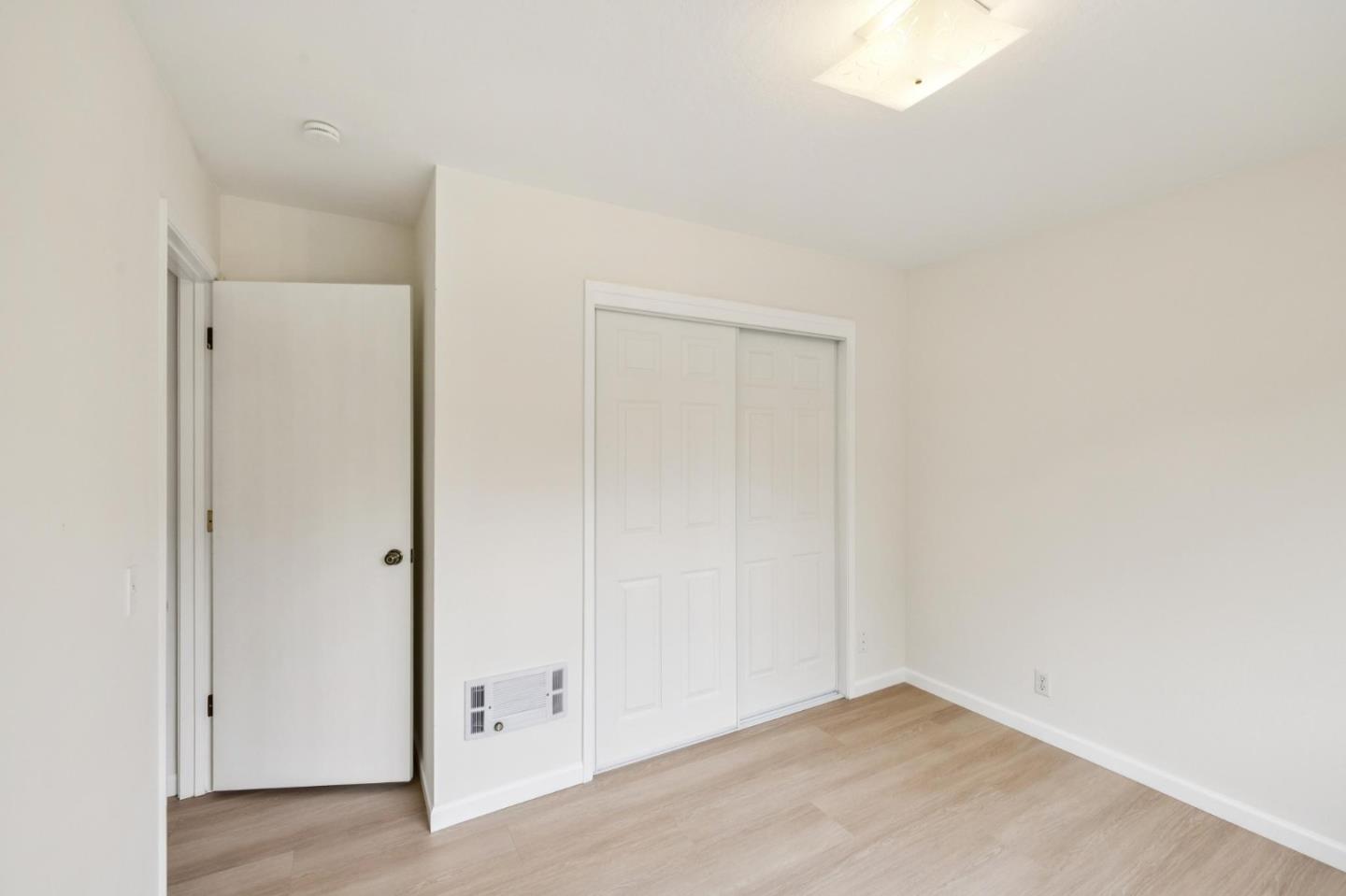 Detail Gallery Image 18 of 44 For 279 N Lake St, Moss Beach,  CA 94038 - 2 Beds | 2 Baths