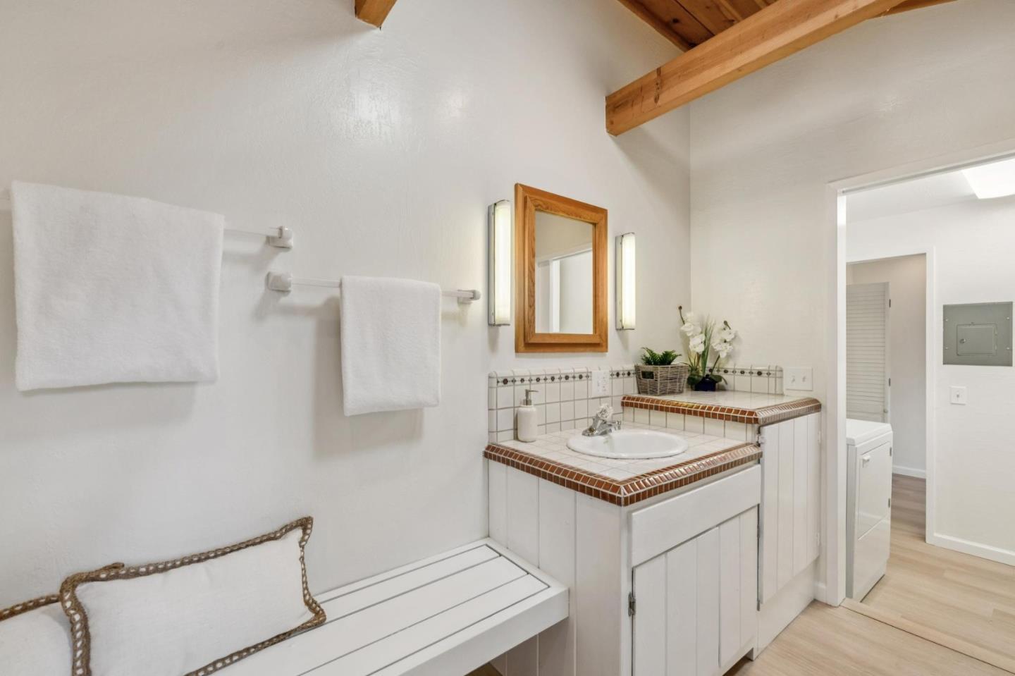 Detail Gallery Image 26 of 44 For 279 N Lake St, Moss Beach,  CA 94038 - 2 Beds | 2 Baths