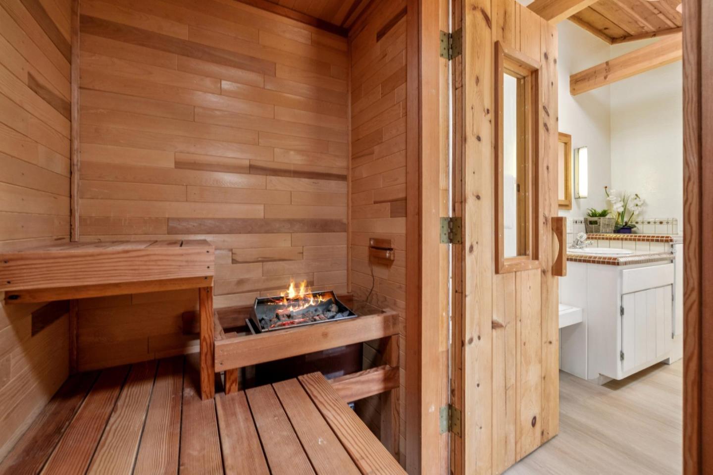 Detail Gallery Image 28 of 44 For 279 N Lake St, Moss Beach,  CA 94038 - 2 Beds | 2 Baths