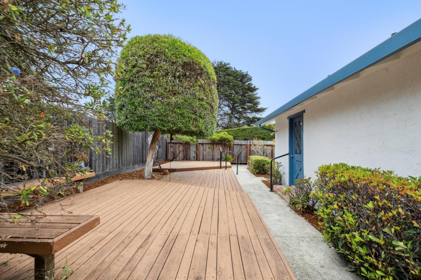 Detail Gallery Image 35 of 44 For 279 N Lake St, Moss Beach,  CA 94038 - 2 Beds | 2 Baths