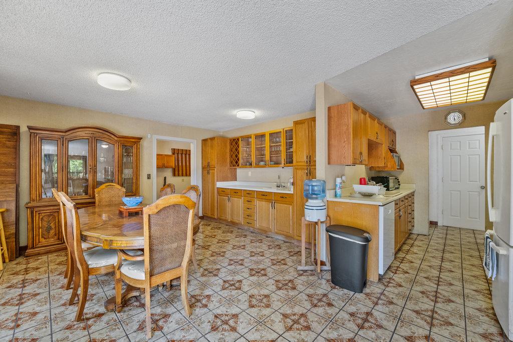 Detail Gallery Image 15 of 42 For 1239 La Madrona Dr, Santa Cruz,  CA 95060 - 4 Beds | 3 Baths