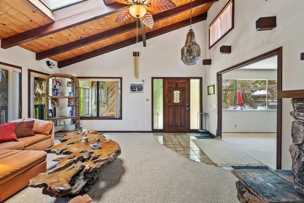 Detail Gallery Image 4 of 42 For 1239 La Madrona Dr, Santa Cruz,  CA 95060 - 4 Beds | 3 Baths