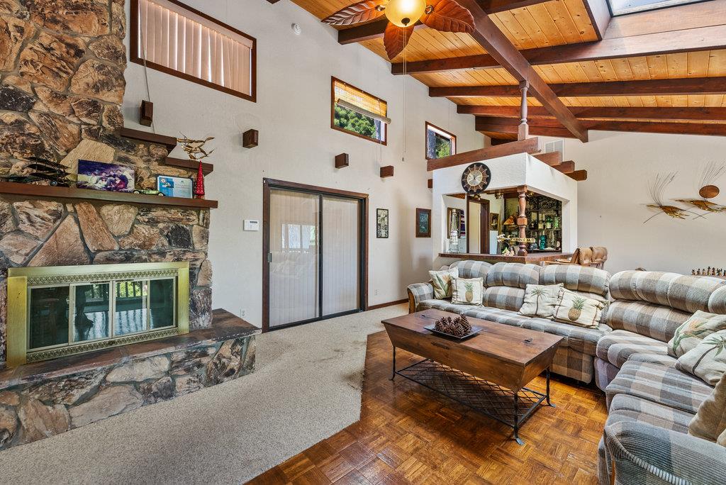 Detail Gallery Image 5 of 42 For 1239 La Madrona Dr, Santa Cruz,  CA 95060 - 4 Beds | 3 Baths