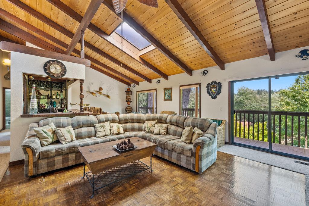 Detail Gallery Image 6 of 42 For 1239 La Madrona Dr, Santa Cruz,  CA 95060 - 4 Beds | 3 Baths