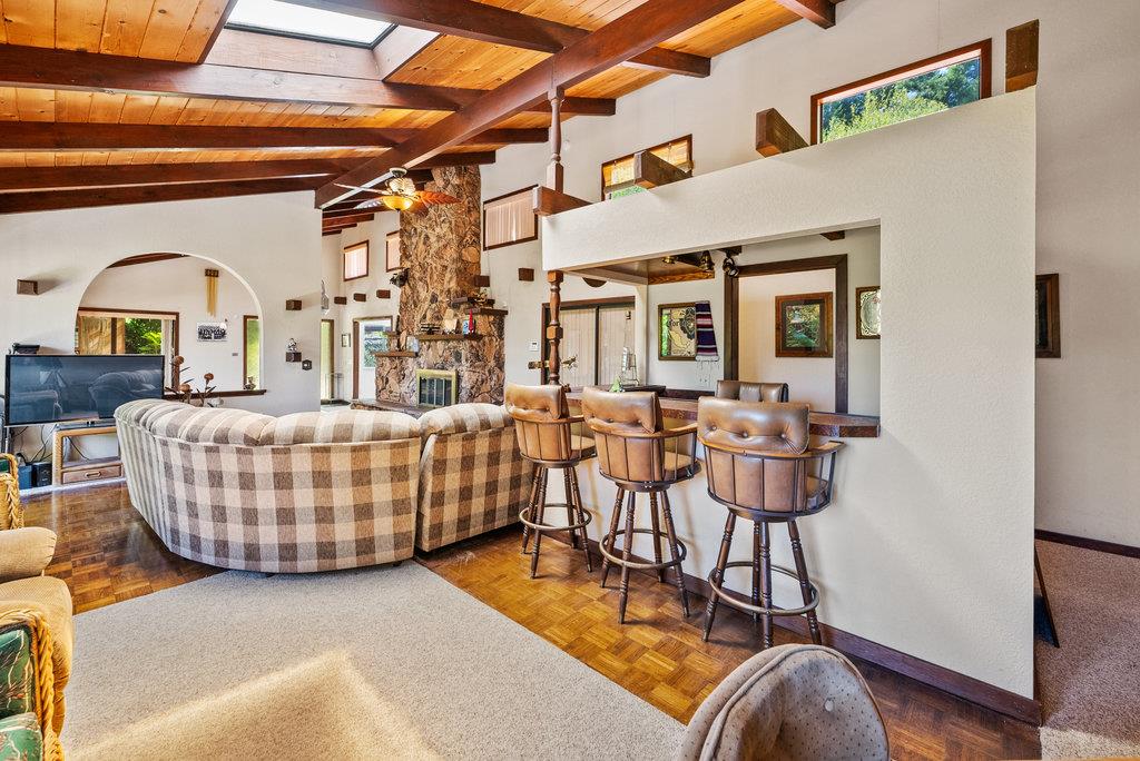 Detail Gallery Image 9 of 42 For 1239 La Madrona Dr, Santa Cruz,  CA 95060 - 4 Beds | 3 Baths