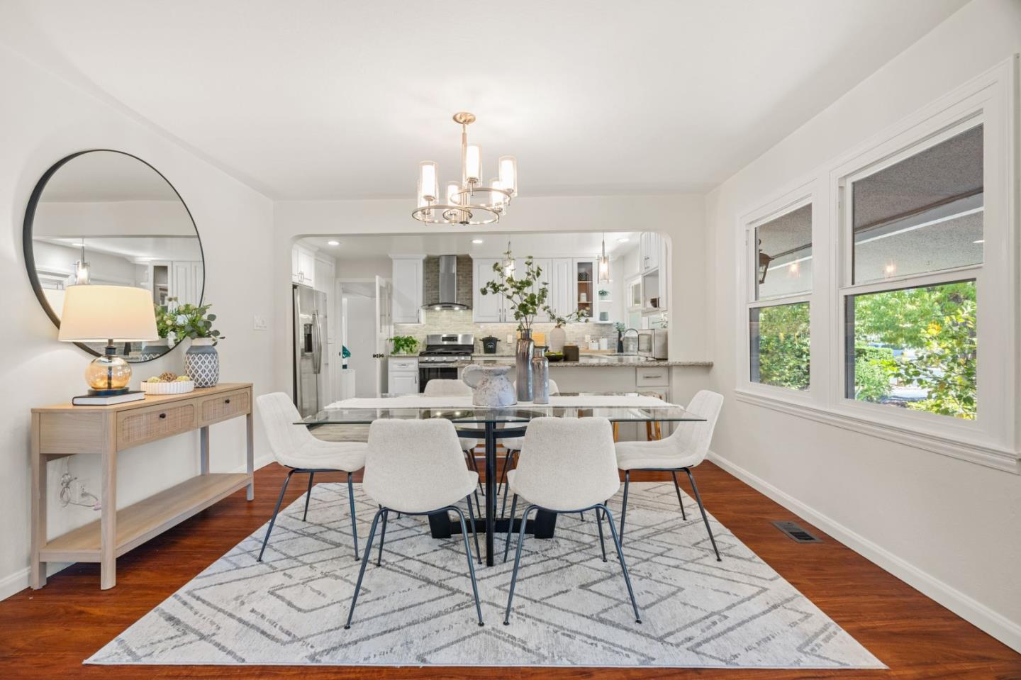 Detail Gallery Image 10 of 39 For 15603 Benedict Ln, Los Gatos,  CA 95032 - 3 Beds | 2/1 Baths