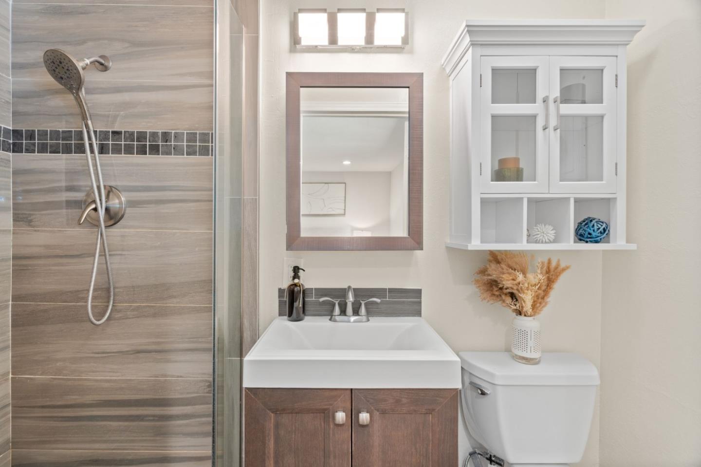 Detail Gallery Image 20 of 39 For 15603 Benedict Ln, Los Gatos,  CA 95032 - 3 Beds | 2/1 Baths