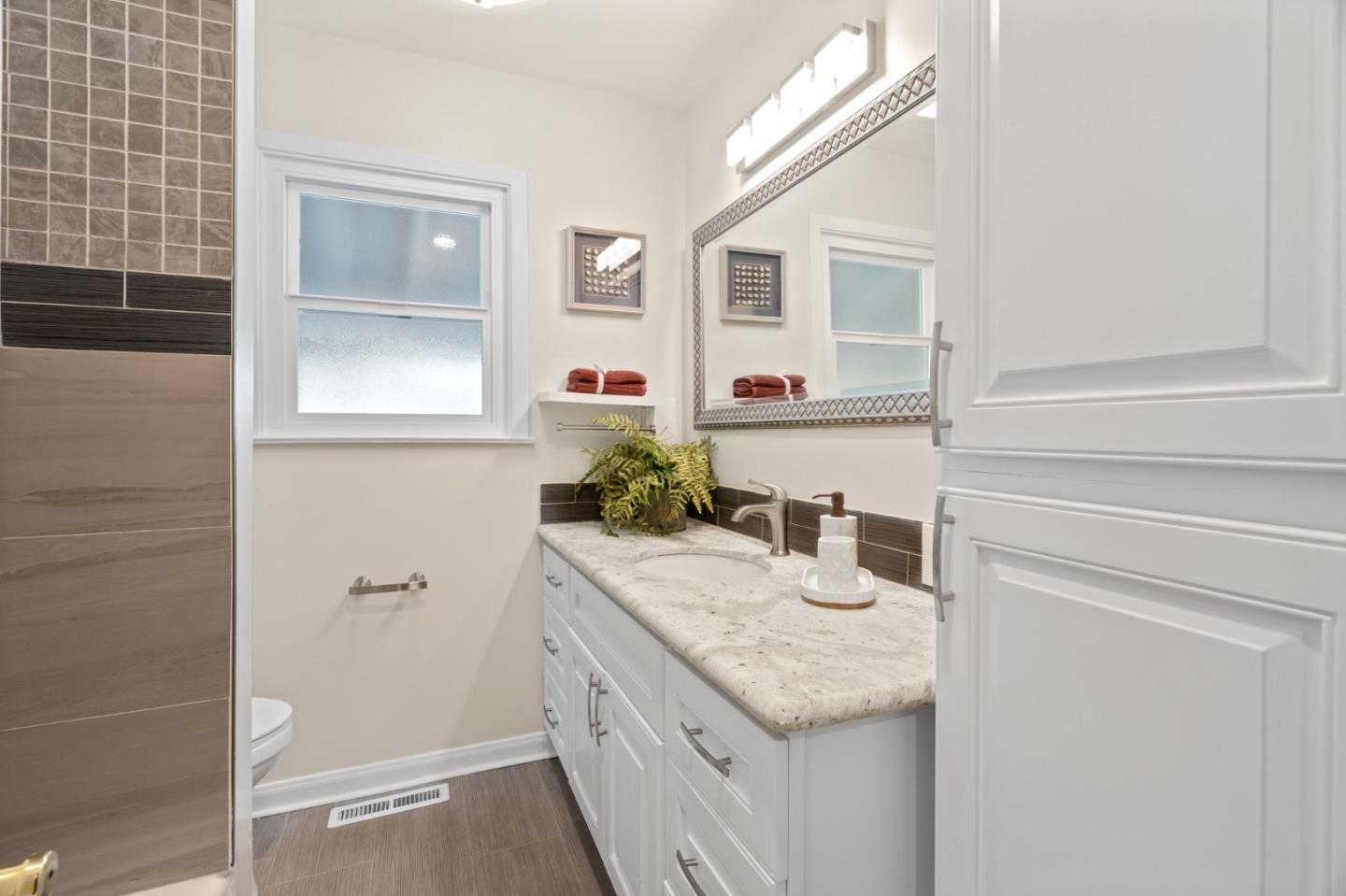 Detail Gallery Image 23 of 39 For 15603 Benedict Ln, Los Gatos,  CA 95032 - 3 Beds | 2/1 Baths