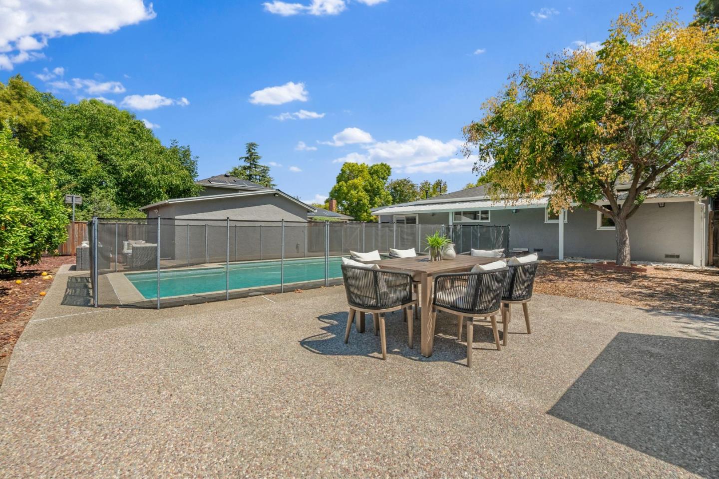 Detail Gallery Image 34 of 39 For 15603 Benedict Ln, Los Gatos,  CA 95032 - 3 Beds | 2/1 Baths