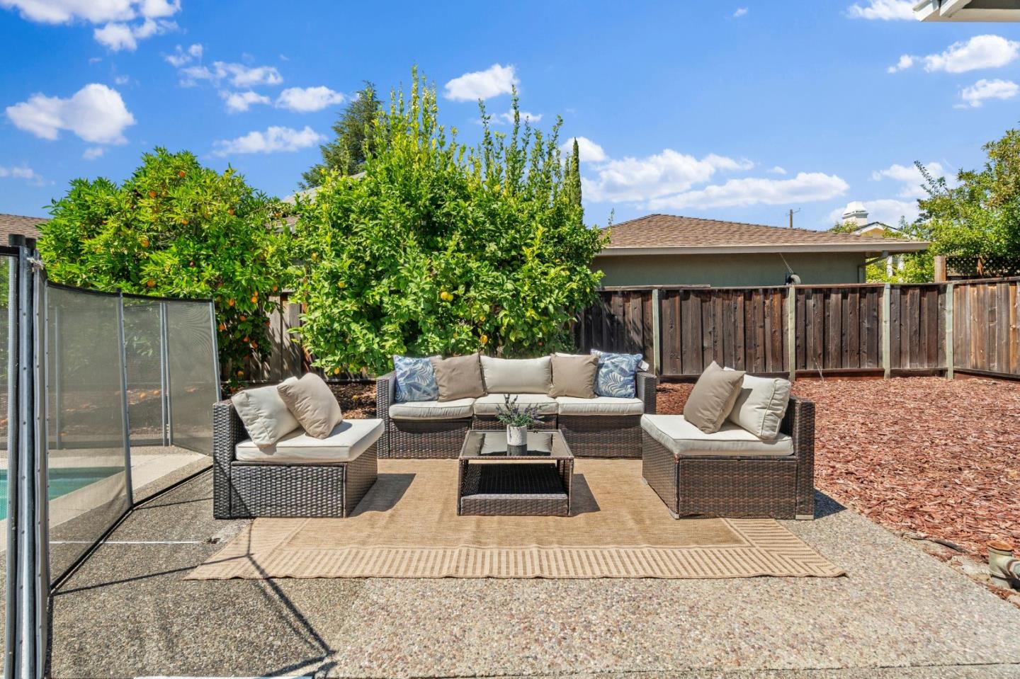 Detail Gallery Image 35 of 39 For 15603 Benedict Ln, Los Gatos,  CA 95032 - 3 Beds | 2/1 Baths