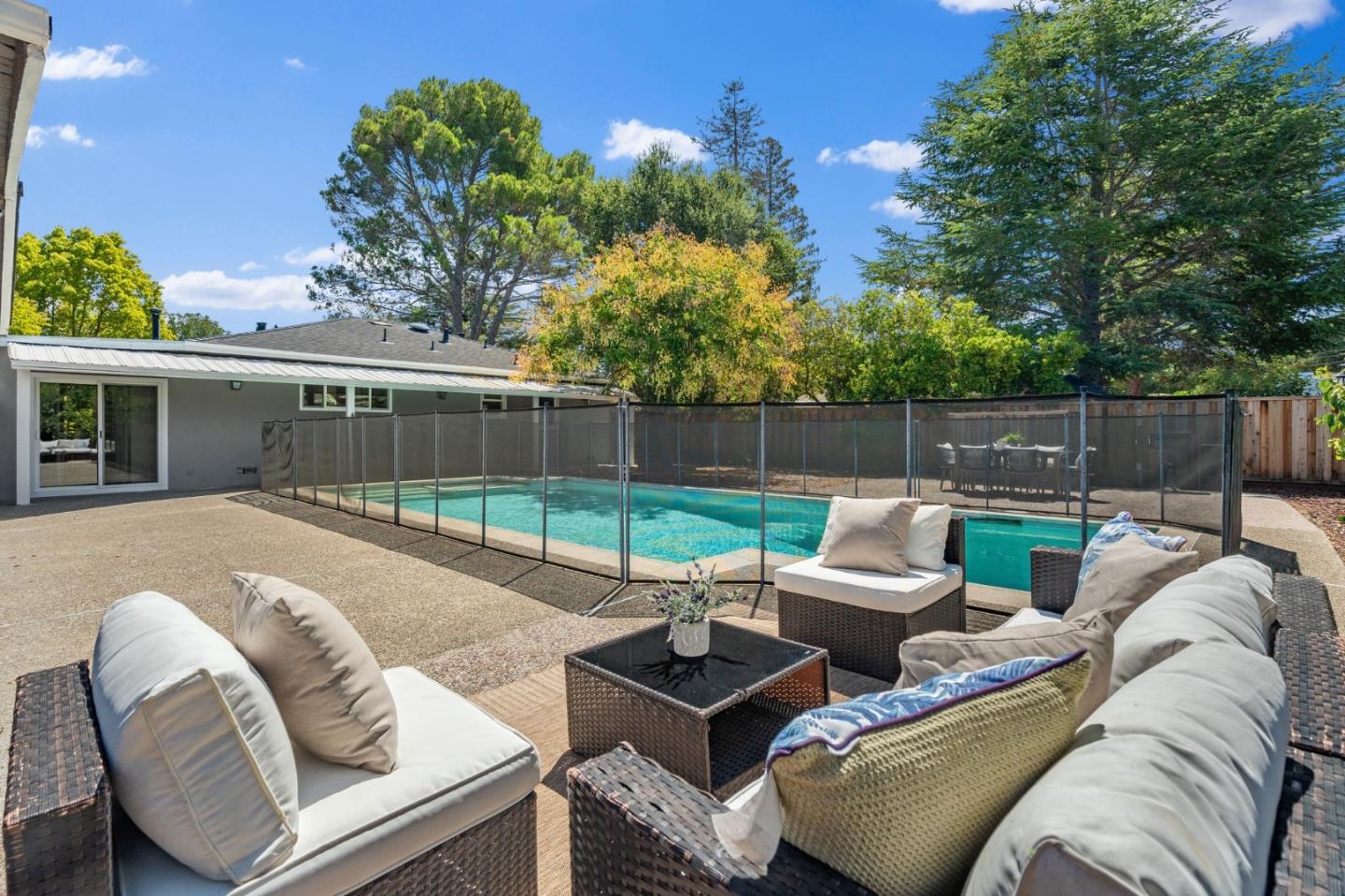 Detail Gallery Image 36 of 39 For 15603 Benedict Ln, Los Gatos,  CA 95032 - 3 Beds | 2/1 Baths