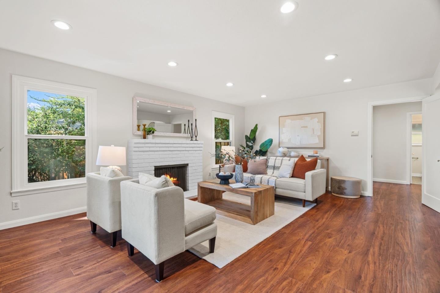 Detail Gallery Image 8 of 39 For 15603 Benedict Ln, Los Gatos,  CA 95032 - 3 Beds | 2/1 Baths