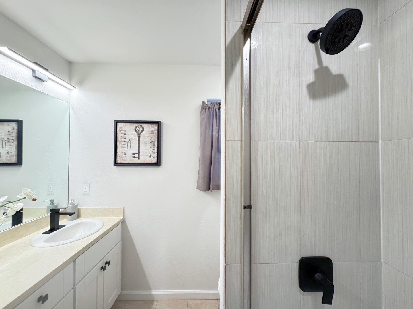 Detail Gallery Image 33 of 40 For 15675 Liberty St, San Leandro,  CA 94578 - 3 Beds | 2/1 Baths