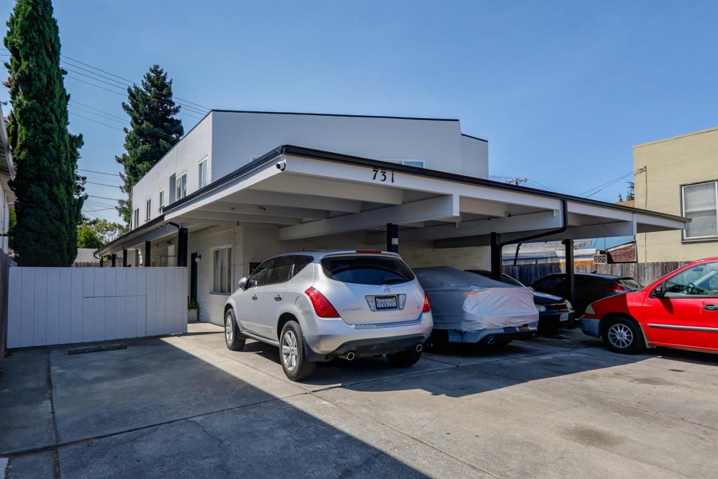 Detail Gallery Image 4 of 12 For 731 Rollins Rd, Burlingame,  CA 94010 - – Beds | – Baths