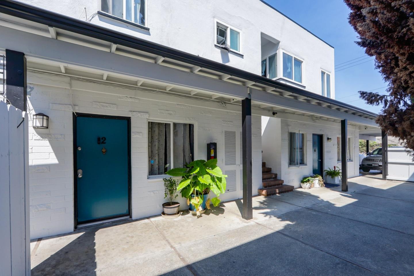 Detail Gallery Image 8 of 12 For 731 Rollins Rd, Burlingame,  CA 94010 - – Beds | – Baths