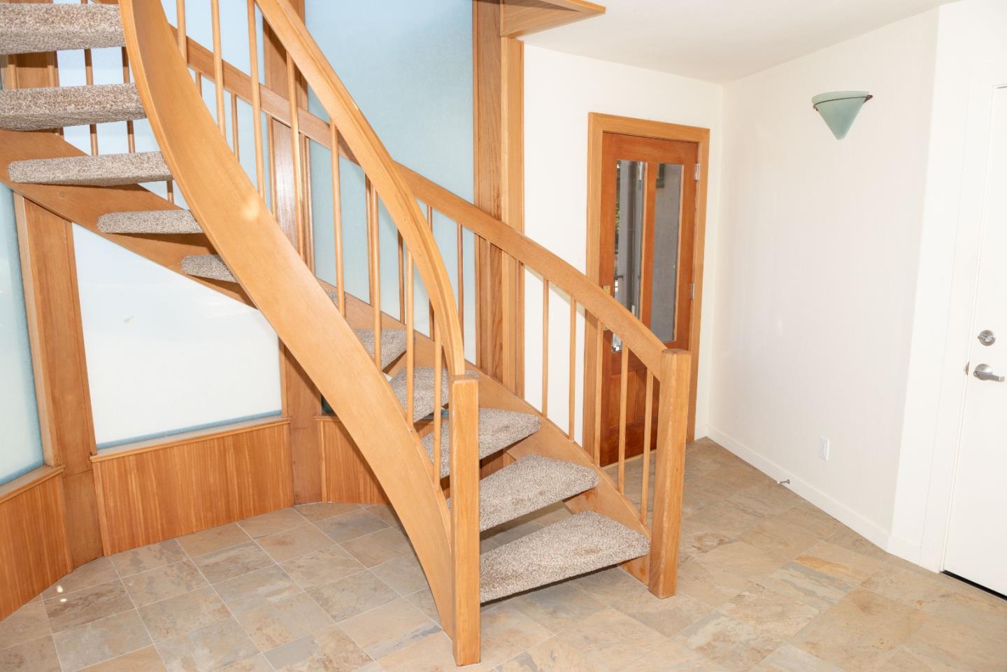 Detail Gallery Image 3 of 22 For 23635 E Cliff Dr, Santa Cruz,  CA 95062 - 2 Beds | 2/1 Baths