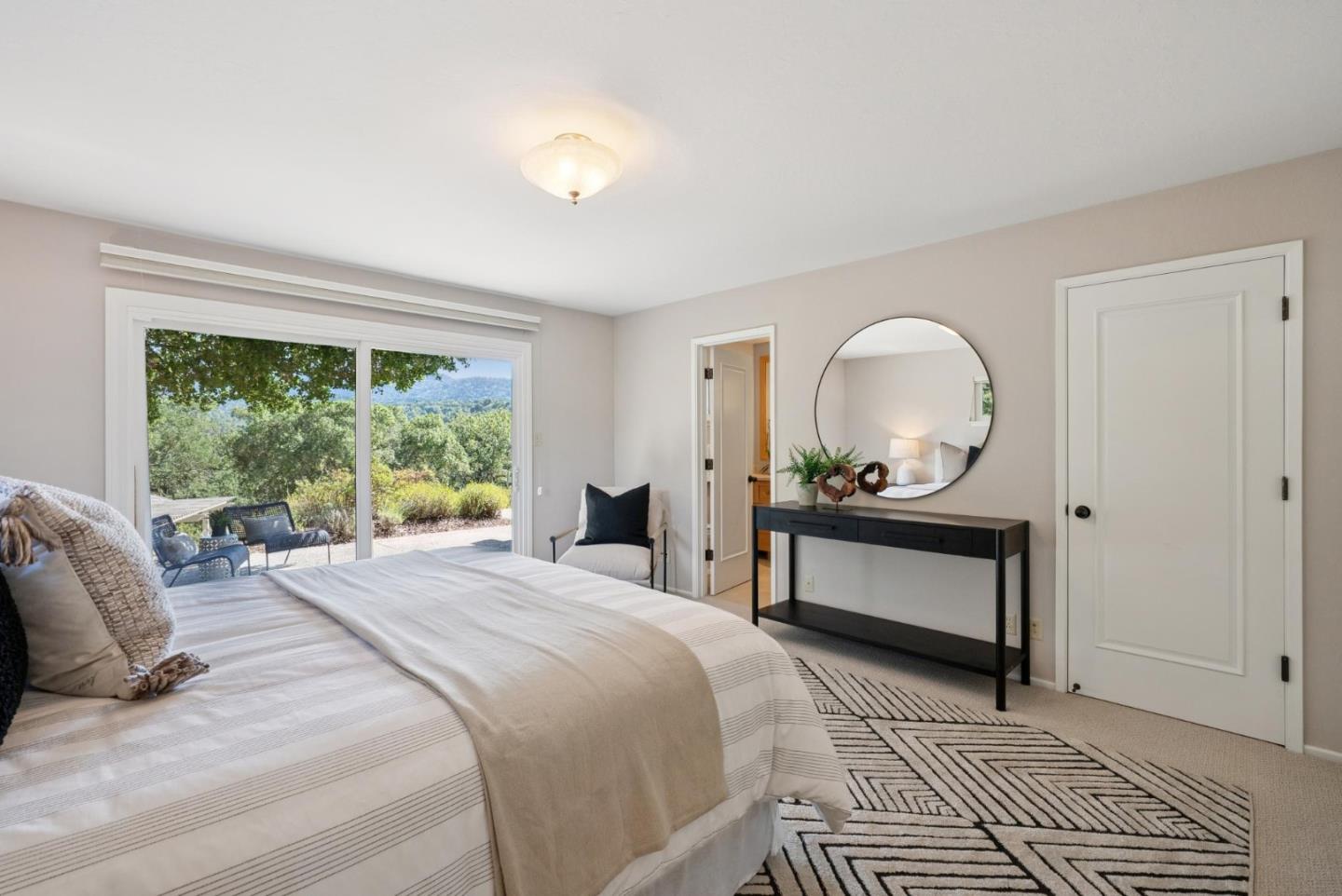 Detail Gallery Image 16 of 43 For 20 Bear Gulch Dr, Portola Valley,  CA 94028 - 4 Beds | 3 Baths