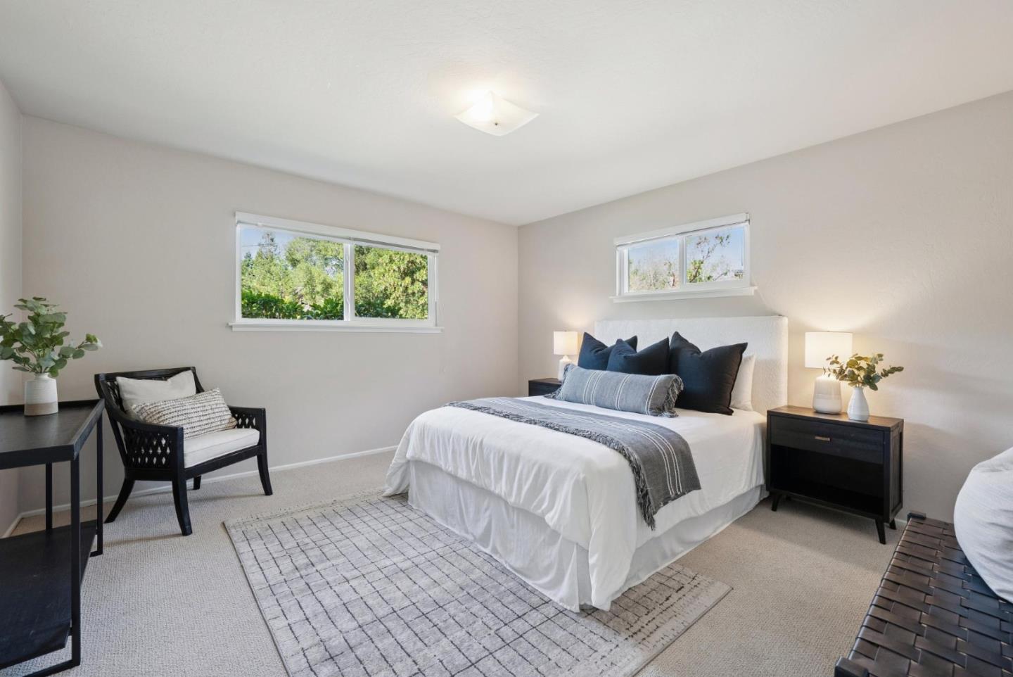 Detail Gallery Image 21 of 43 For 20 Bear Gulch Dr, Portola Valley,  CA 94028 - 4 Beds | 3 Baths