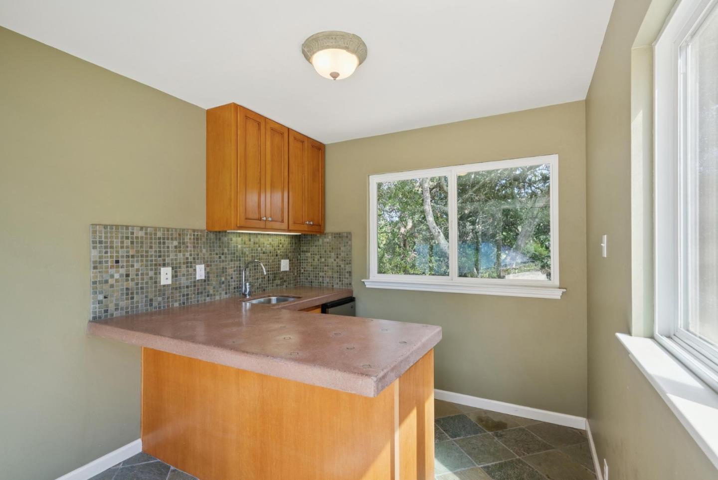 Detail Gallery Image 37 of 43 For 20 Bear Gulch Dr, Portola Valley,  CA 94028 - 4 Beds | 3 Baths