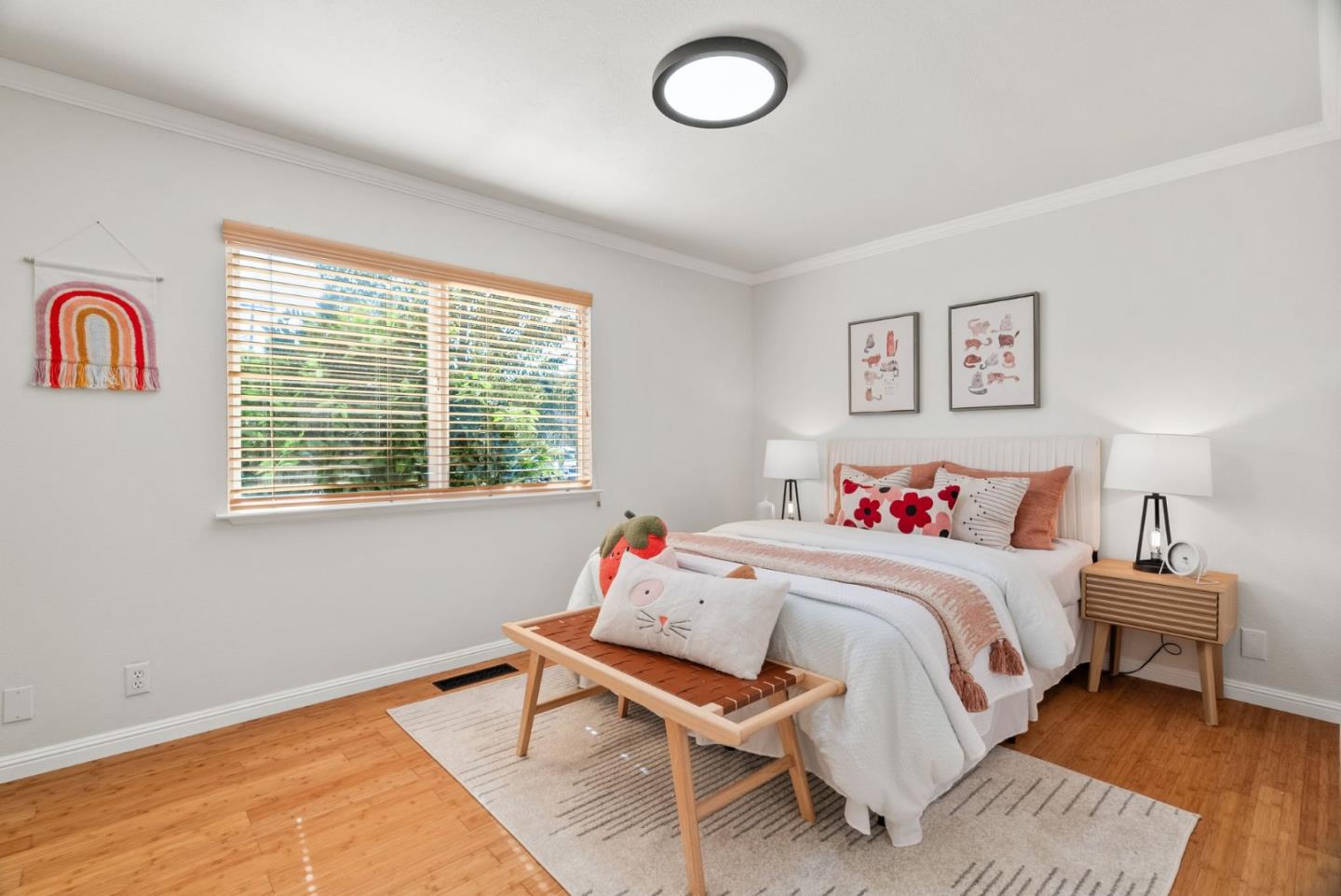 Detail Gallery Image 21 of 56 For 10500 Creston Dr, Los Altos,  CA 94024 - 4 Beds | 3/1 Baths