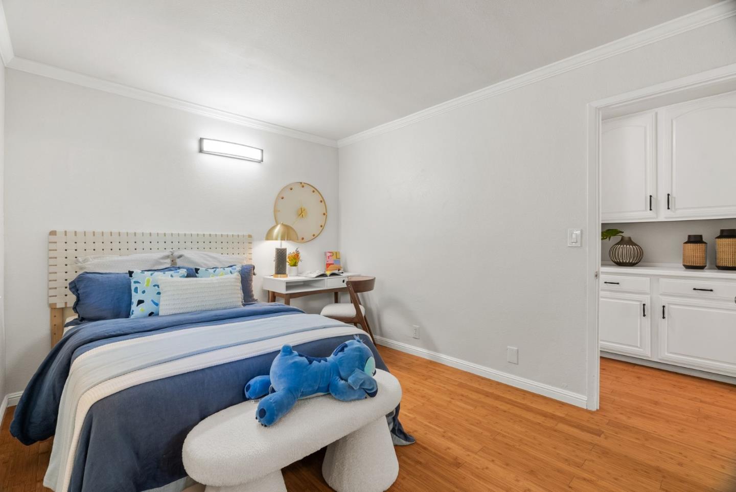 Detail Gallery Image 24 of 56 For 10500 Creston Dr, Los Altos,  CA 94024 - 4 Beds | 3/1 Baths