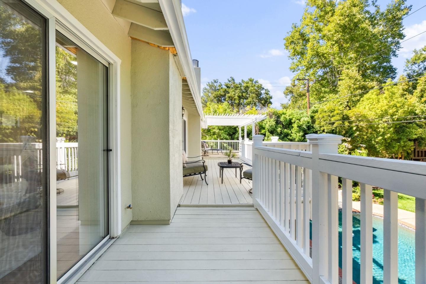 Detail Gallery Image 39 of 56 For 10500 Creston Dr, Los Altos,  CA 94024 - 4 Beds | 3/1 Baths
