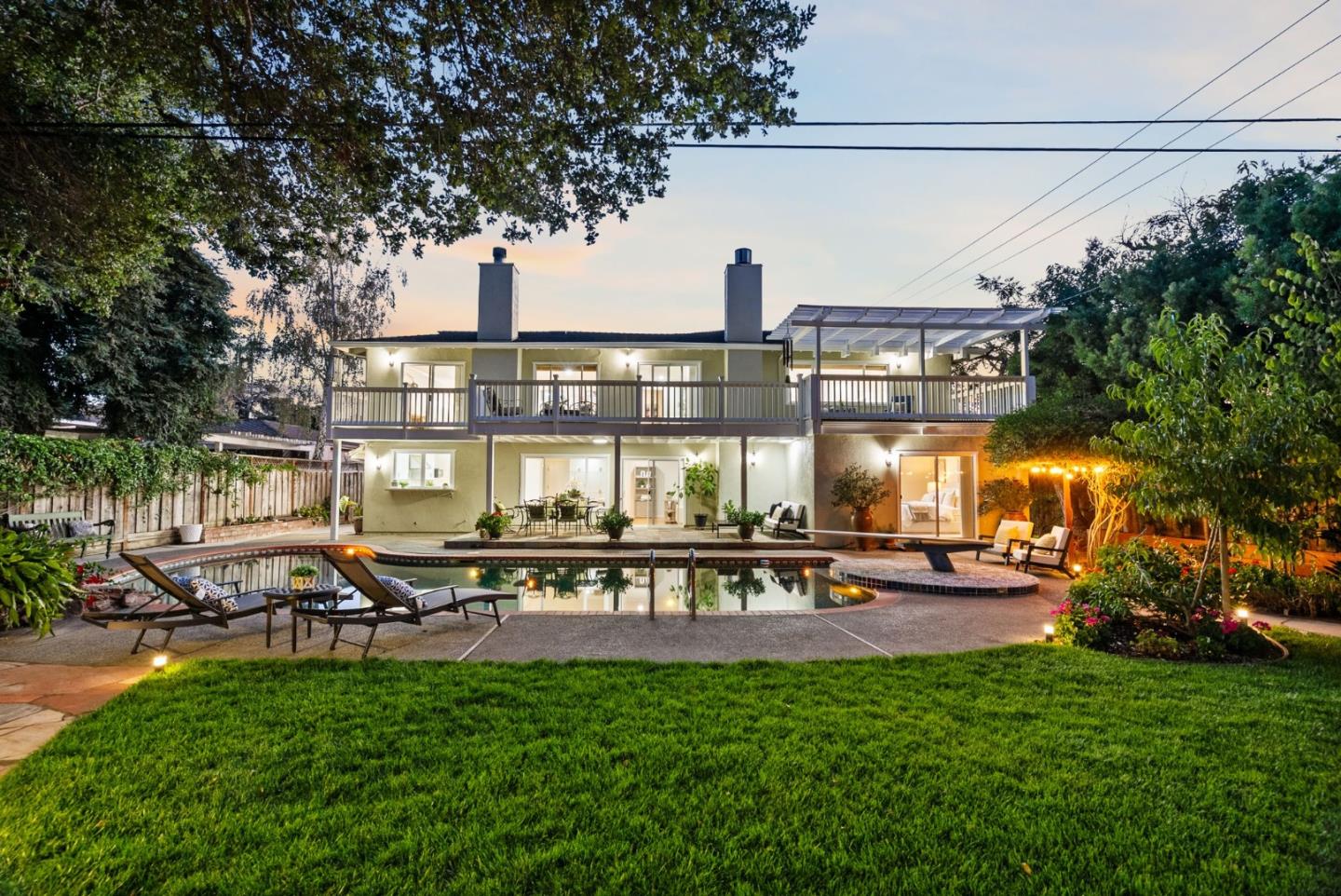Detail Gallery Image 40 of 56 For 10500 Creston Dr, Los Altos,  CA 94024 - 4 Beds | 3/1 Baths