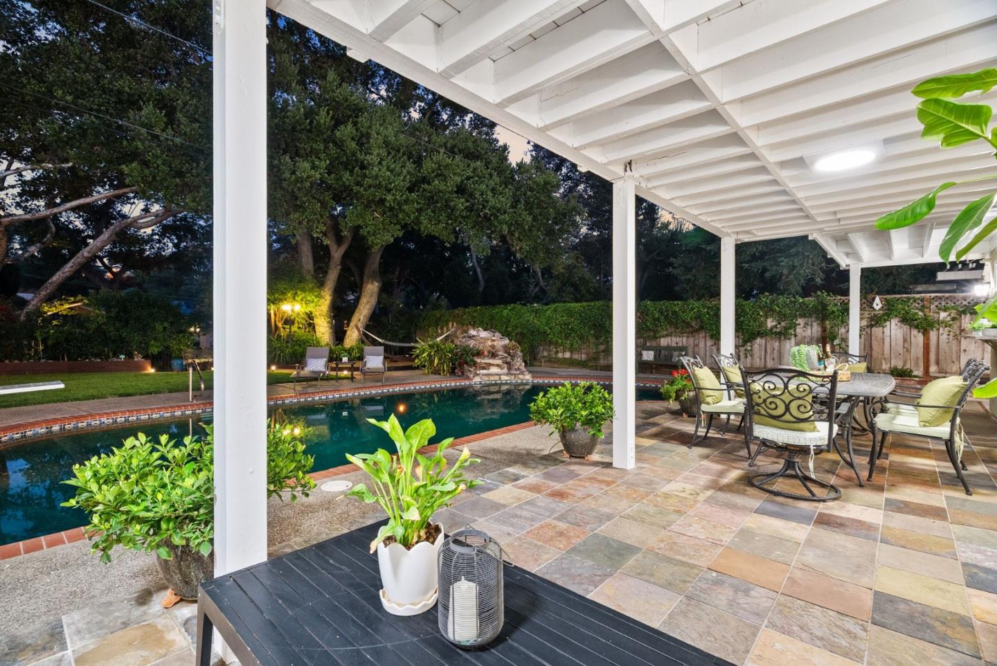 Detail Gallery Image 47 of 56 For 10500 Creston Dr, Los Altos,  CA 94024 - 4 Beds | 3/1 Baths
