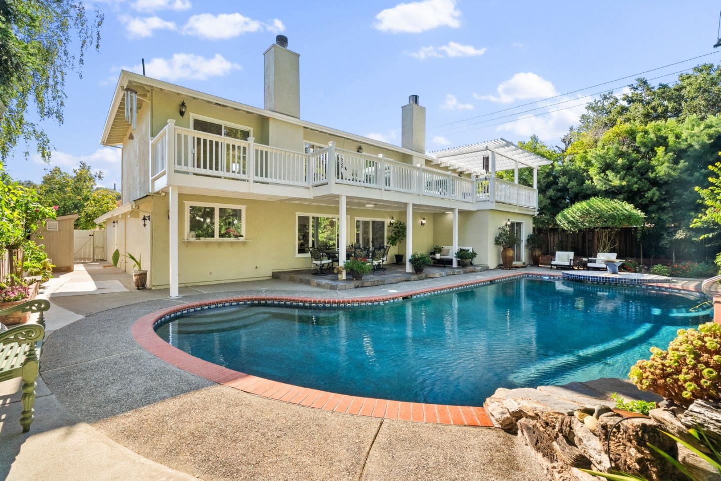 Detail Gallery Image 48 of 56 For 10500 Creston Dr, Los Altos,  CA 94024 - 4 Beds | 3/1 Baths