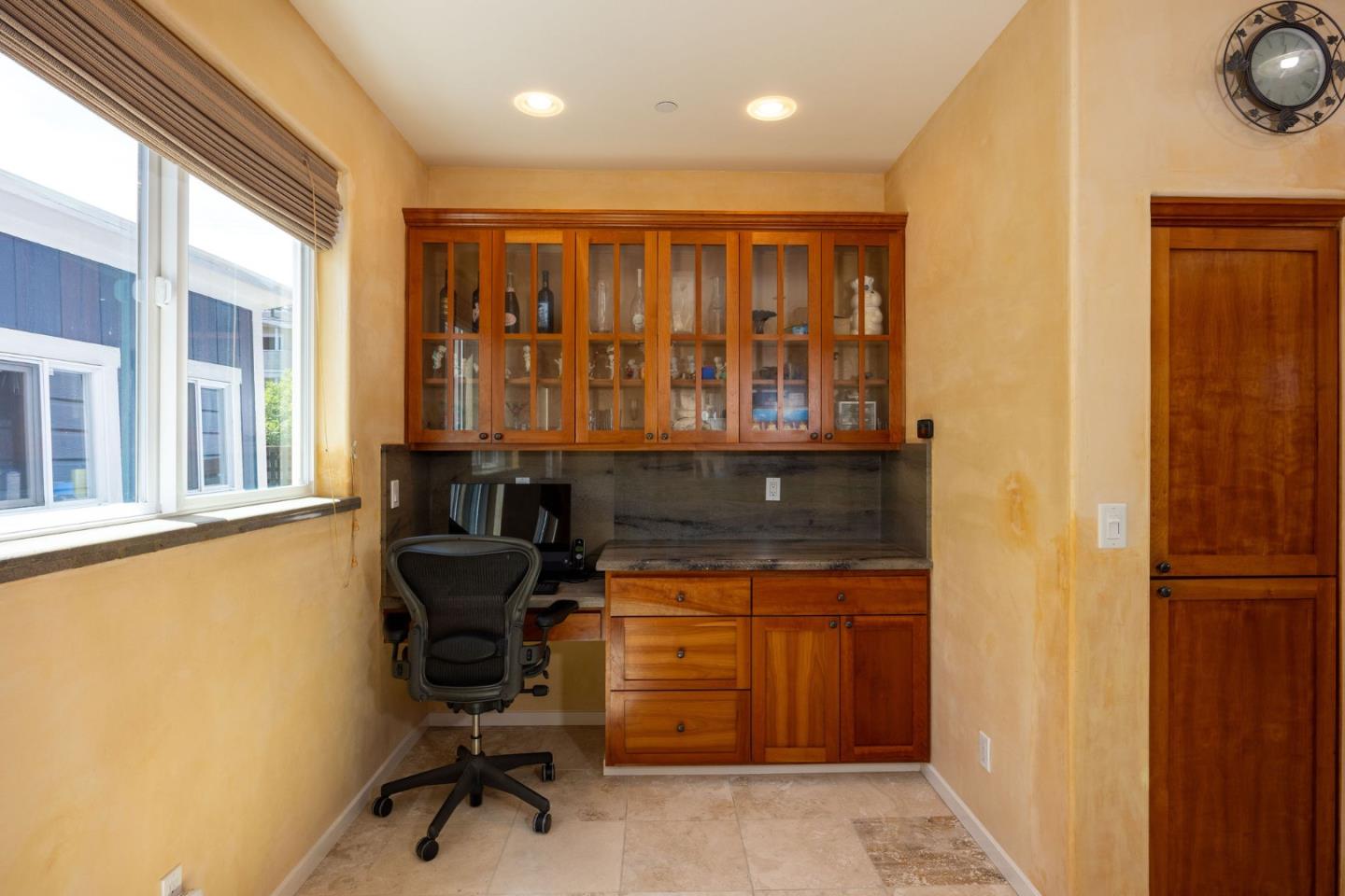 Detail Gallery Image 16 of 49 For 447 3rd St, Montara,  CA 94037 - 3 Beds | 2/1 Baths
