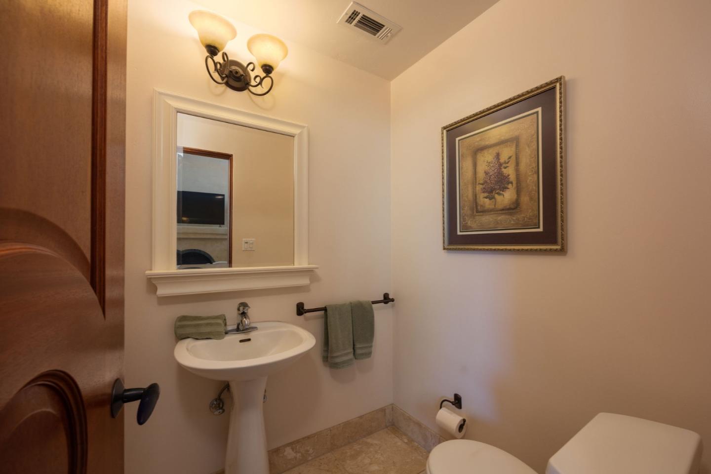 Detail Gallery Image 19 of 49 For 447 3rd St, Montara,  CA 94037 - 3 Beds | 2/1 Baths