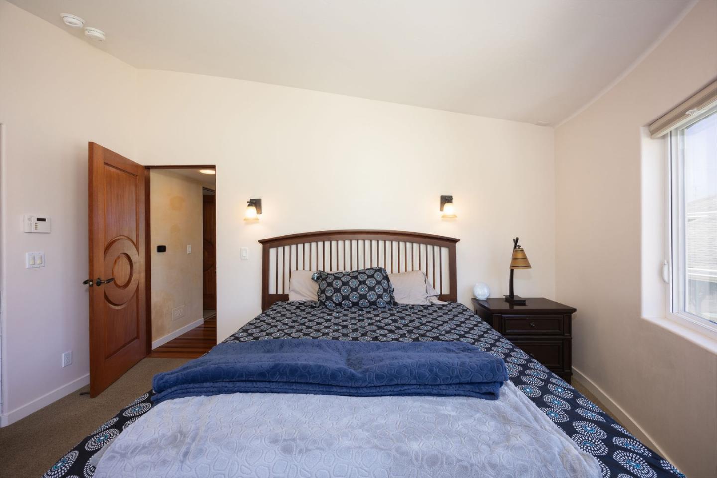 Detail Gallery Image 28 of 49 For 447 3rd St, Montara,  CA 94037 - 3 Beds | 2/1 Baths