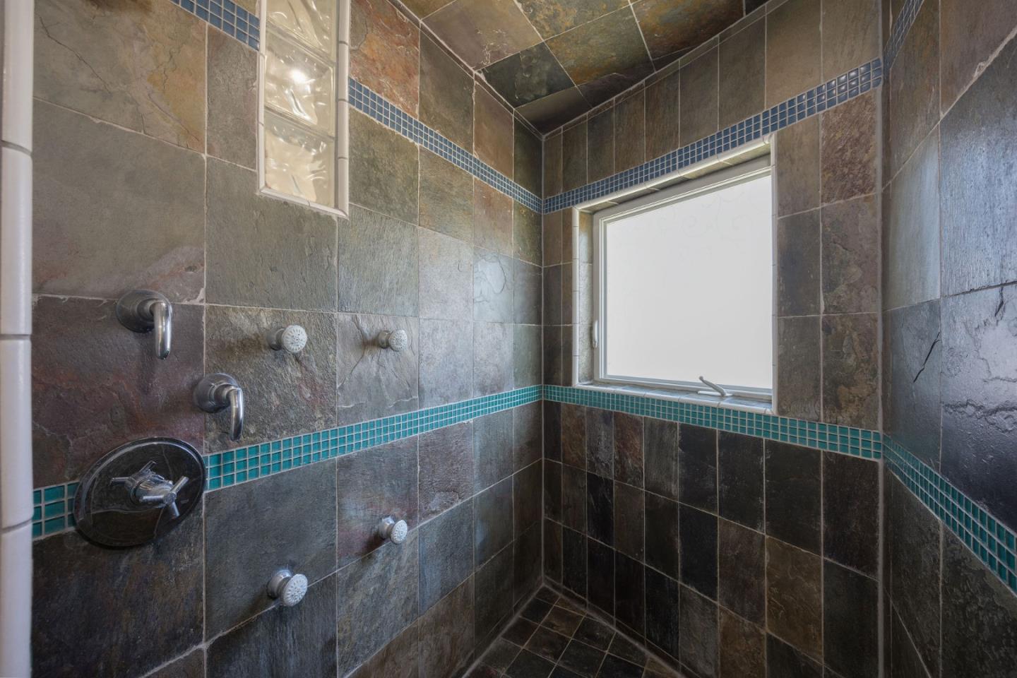 Detail Gallery Image 31 of 49 For 447 3rd St, Montara,  CA 94037 - 3 Beds | 2/1 Baths