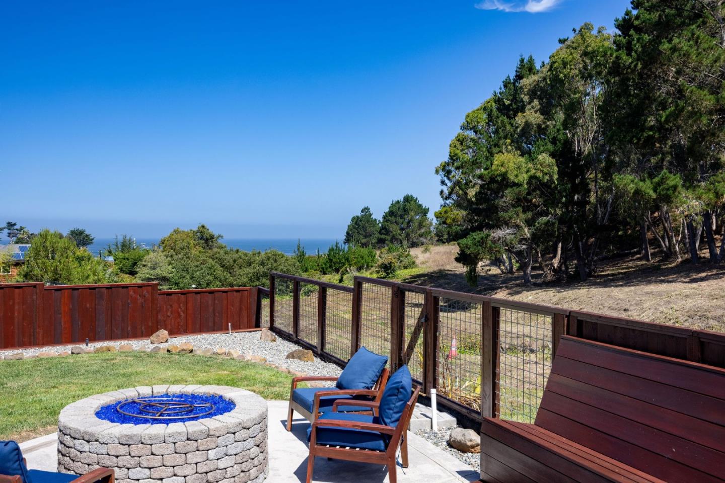 Detail Gallery Image 37 of 49 For 447 3rd St, Montara,  CA 94037 - 3 Beds | 2/1 Baths