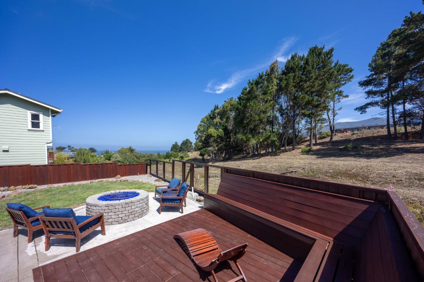 Detail Gallery Image 38 of 49 For 447 3rd St, Montara,  CA 94037 - 3 Beds | 2/1 Baths