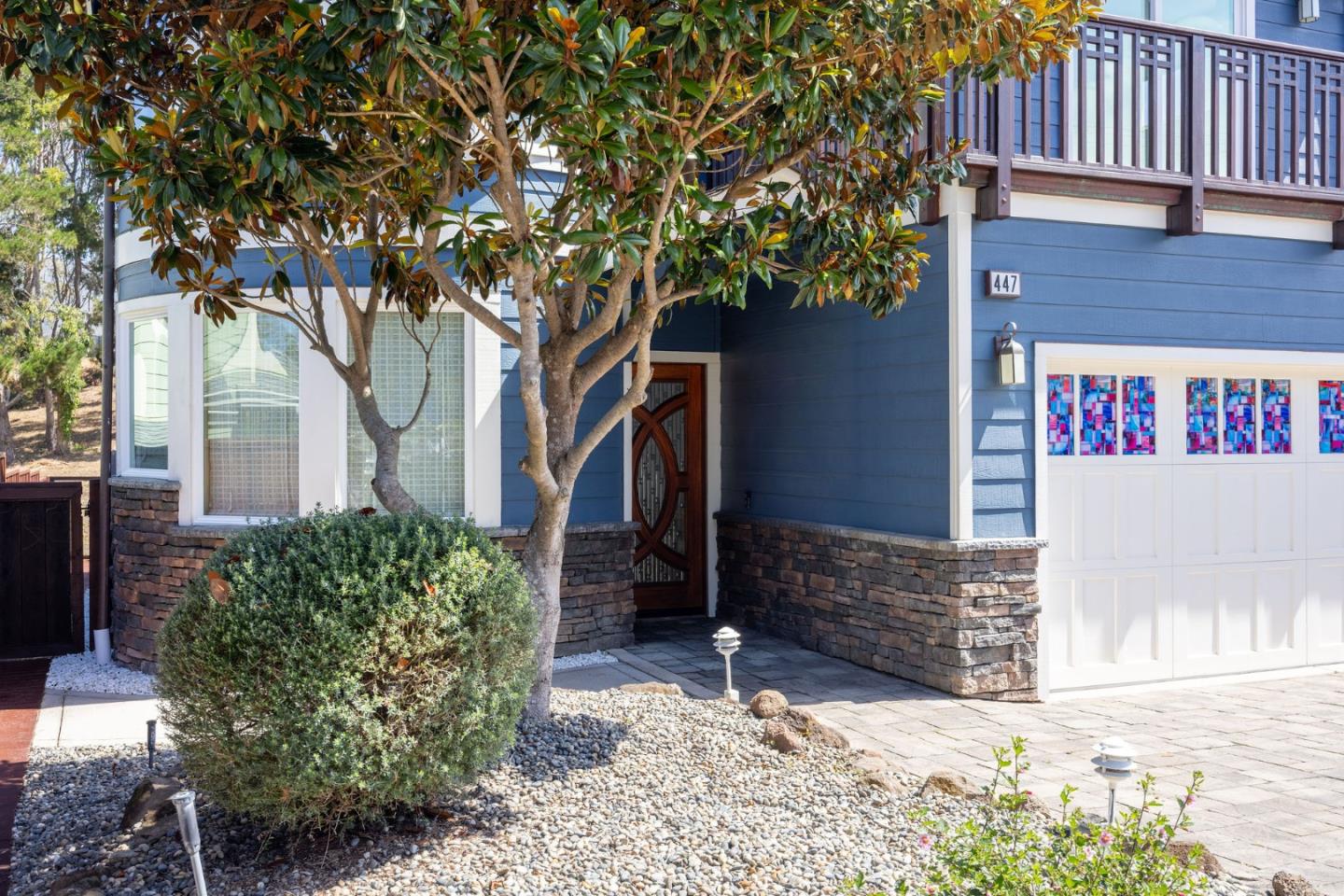 Detail Gallery Image 6 of 49 For 447 3rd St, Montara,  CA 94037 - 3 Beds | 2/1 Baths