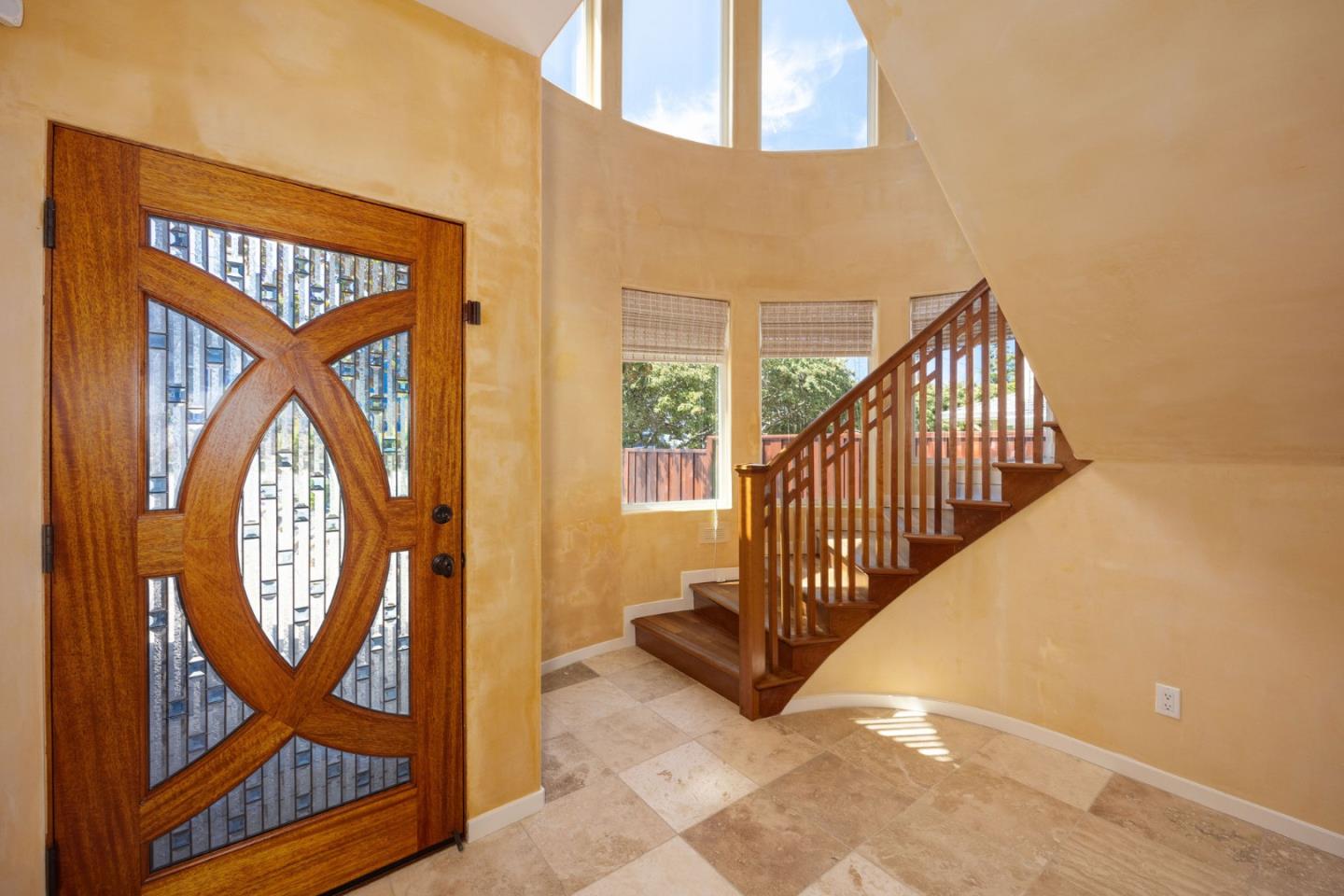 Detail Gallery Image 8 of 49 For 447 3rd St, Montara,  CA 94037 - 3 Beds | 2/1 Baths