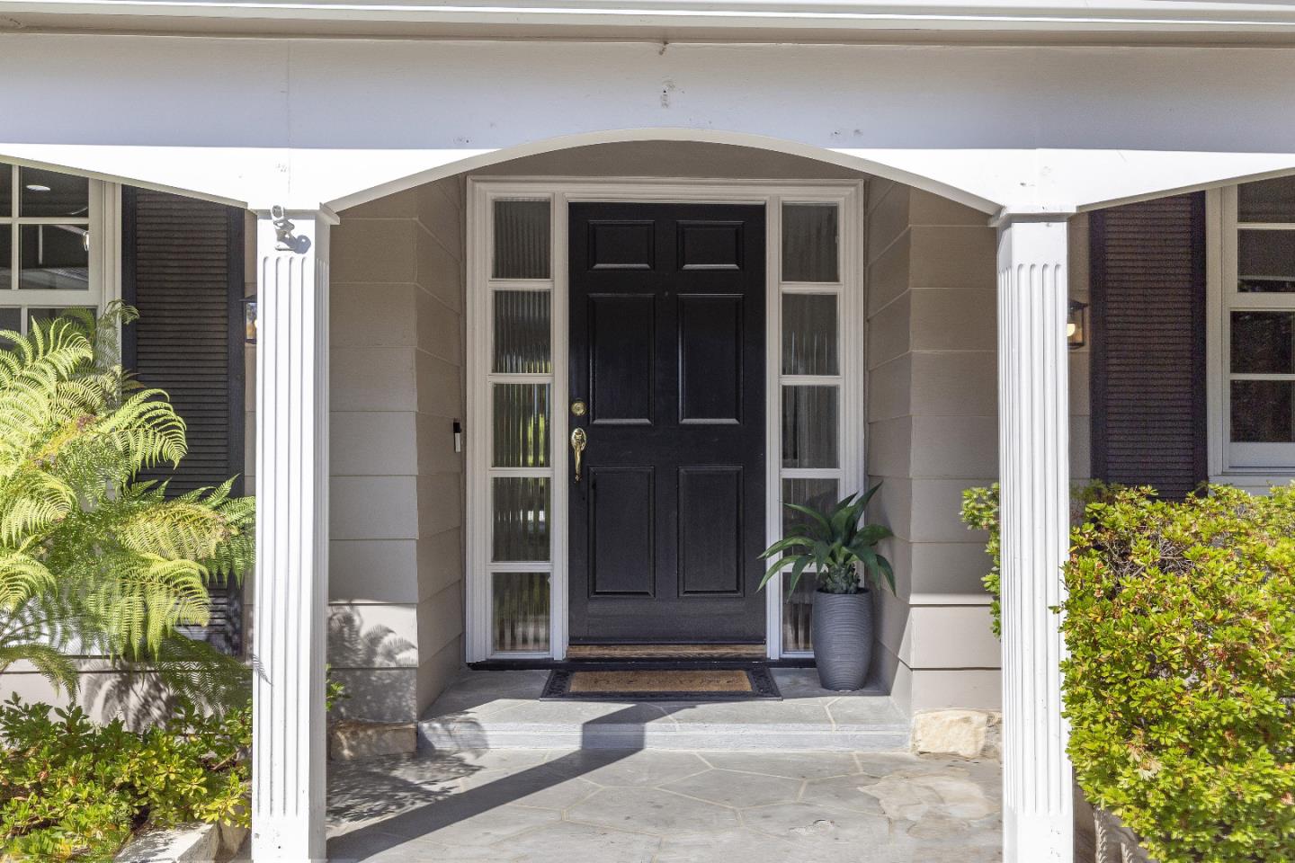 Detail Gallery Image 13 of 48 For 14231 Juniper Ln, Saratoga,  CA 95070 - 4 Beds | 3 Baths