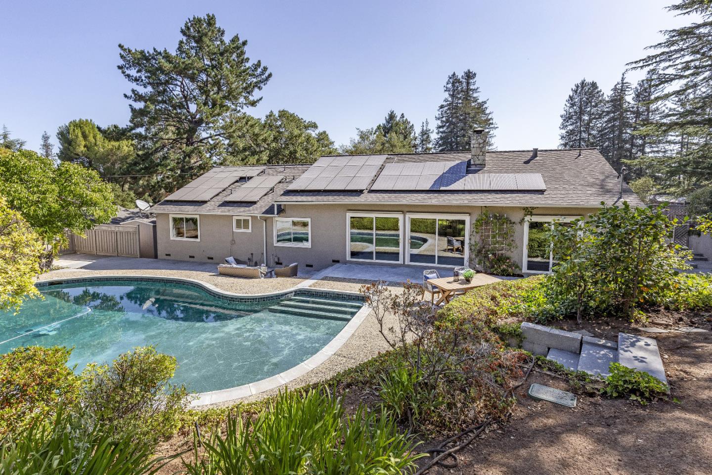 Detail Gallery Image 34 of 48 For 14231 Juniper Ln, Saratoga,  CA 95070 - 4 Beds | 3 Baths