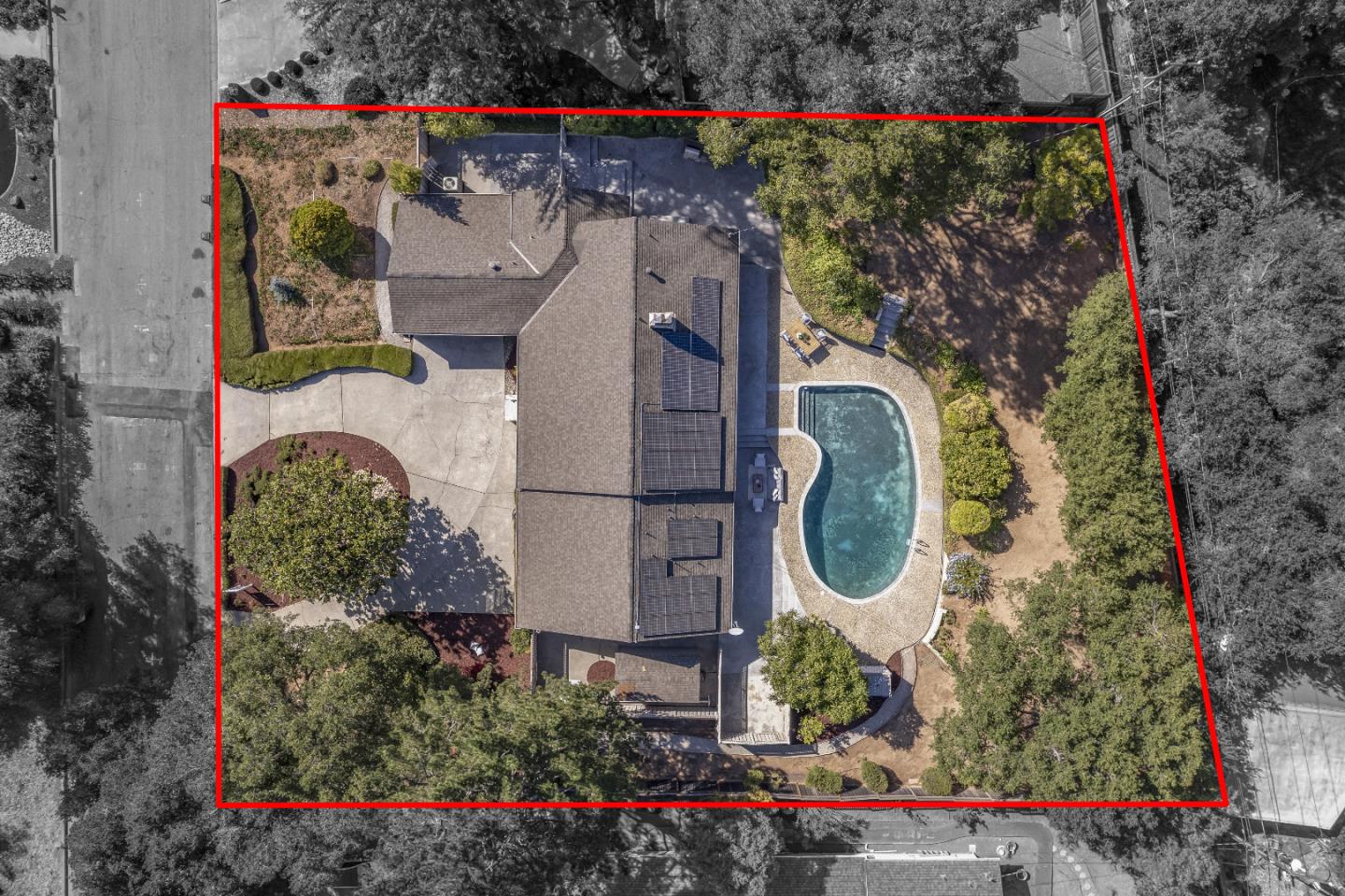 Detail Gallery Image 5 of 48 For 14231 Juniper Ln, Saratoga,  CA 95070 - 4 Beds | 3 Baths