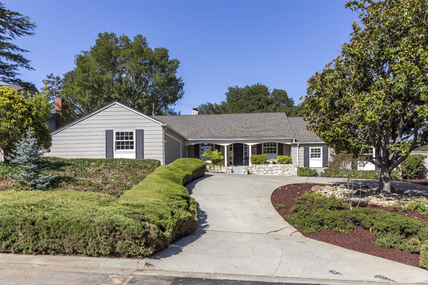 Detail Gallery Image 8 of 48 For 14231 Juniper Ln, Saratoga,  CA 95070 - 4 Beds | 3 Baths