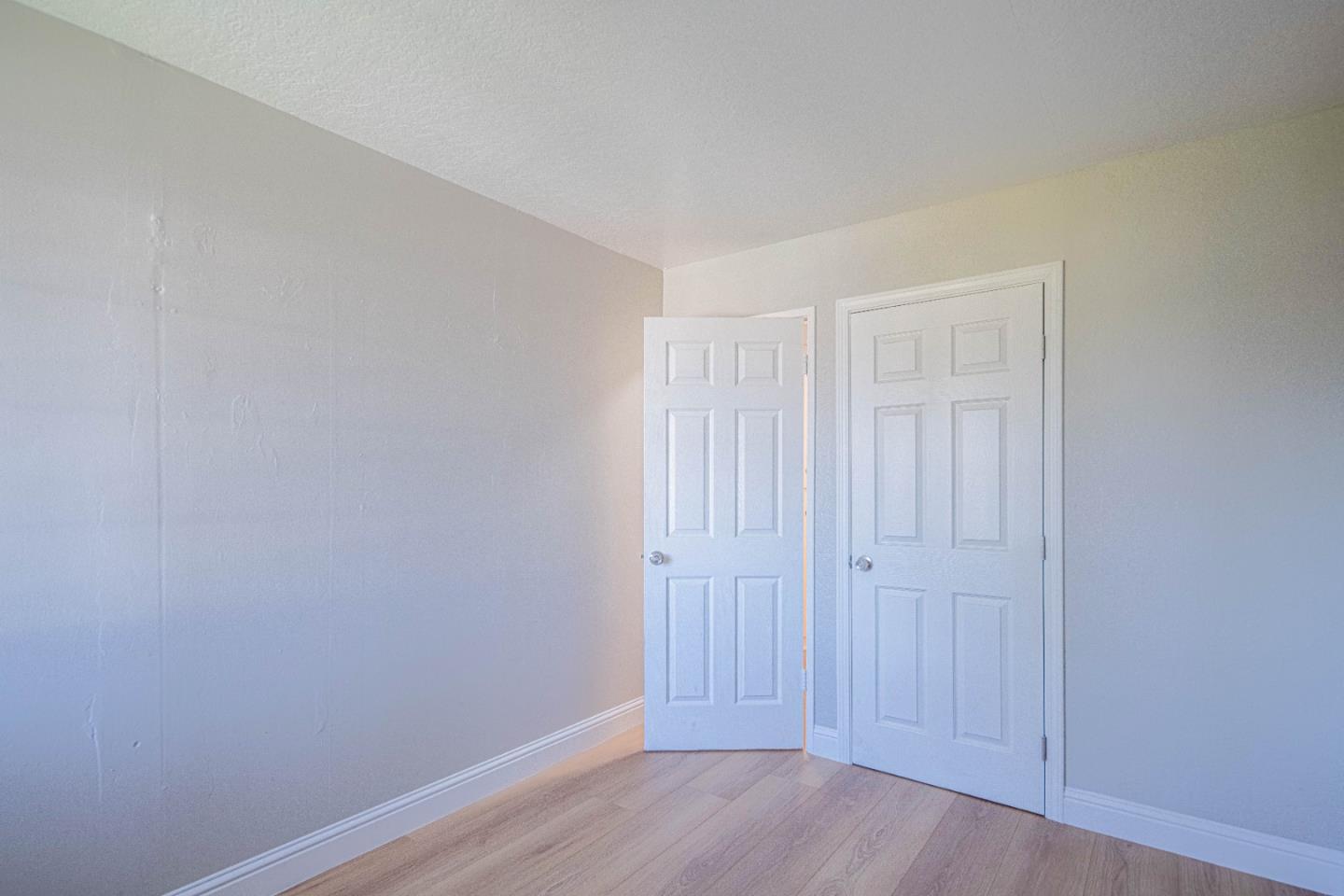 Detail Gallery Image 28 of 32 For 918 Acosta Plz #61,  Salinas,  CA 93905 - 3 Beds | 1/1 Baths