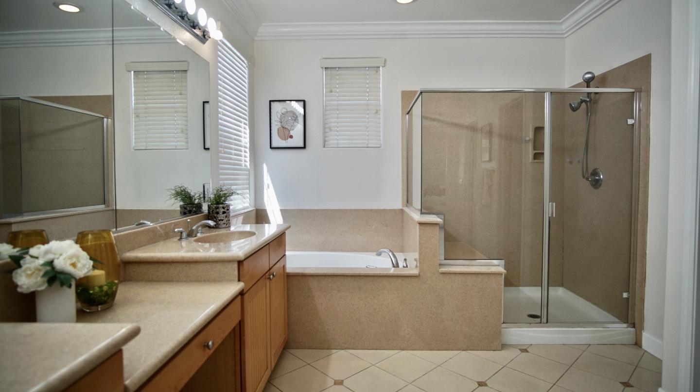 Detail Gallery Image 12 of 26 For 35990 Copper St, Union City,  CA 94587 - 5 Beds | 3 Baths