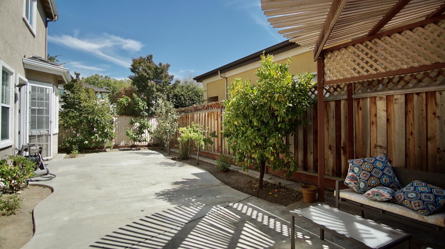Detail Gallery Image 22 of 26 For 35990 Copper St, Union City,  CA 94587 - 5 Beds | 3 Baths