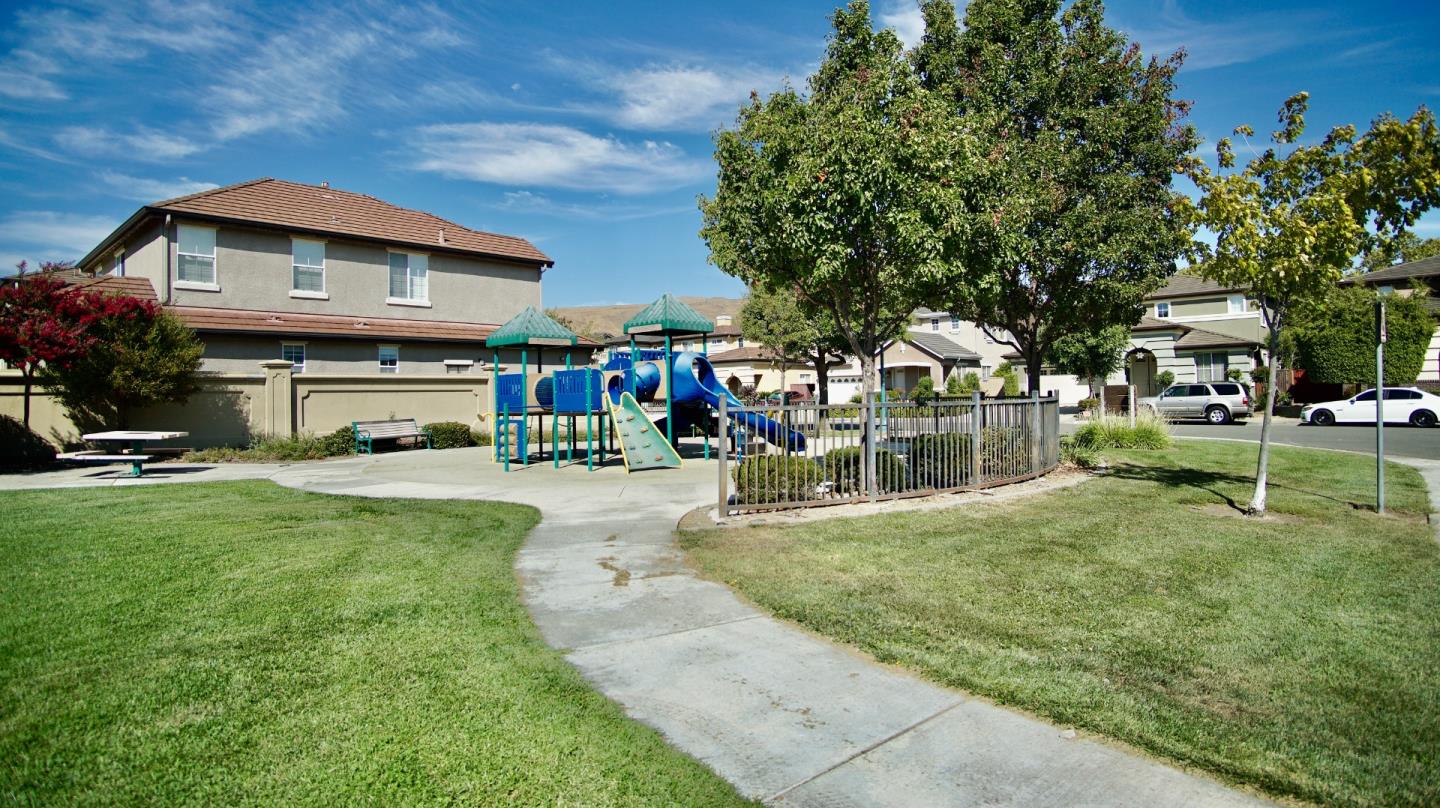 Detail Gallery Image 25 of 26 For 35990 Copper St, Union City,  CA 94587 - 5 Beds | 3 Baths