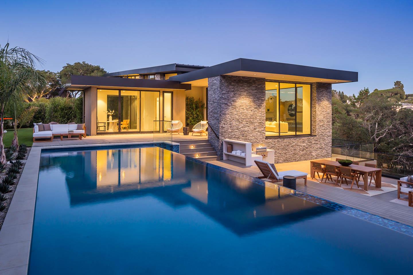 Detail Gallery Image 19 of 19 For 20 Pine Ct, Hillsborough,  CA 94010 - 5 Beds | 5/2 Baths