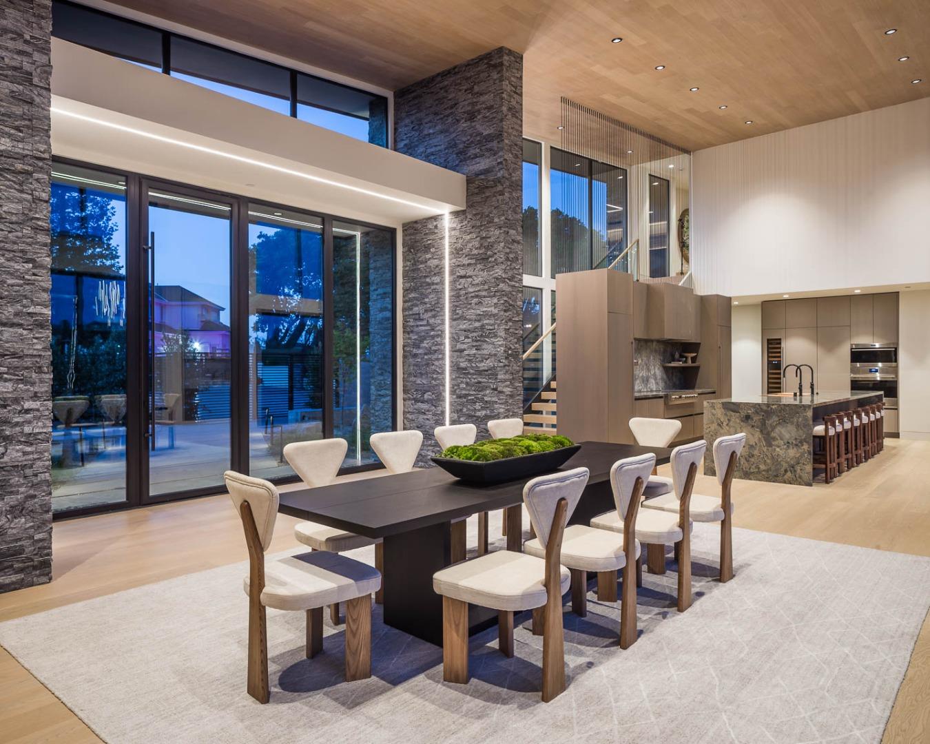 Detail Gallery Image 4 of 19 For 20 Pine Ct, Hillsborough,  CA 94010 - 5 Beds | 5/2 Baths