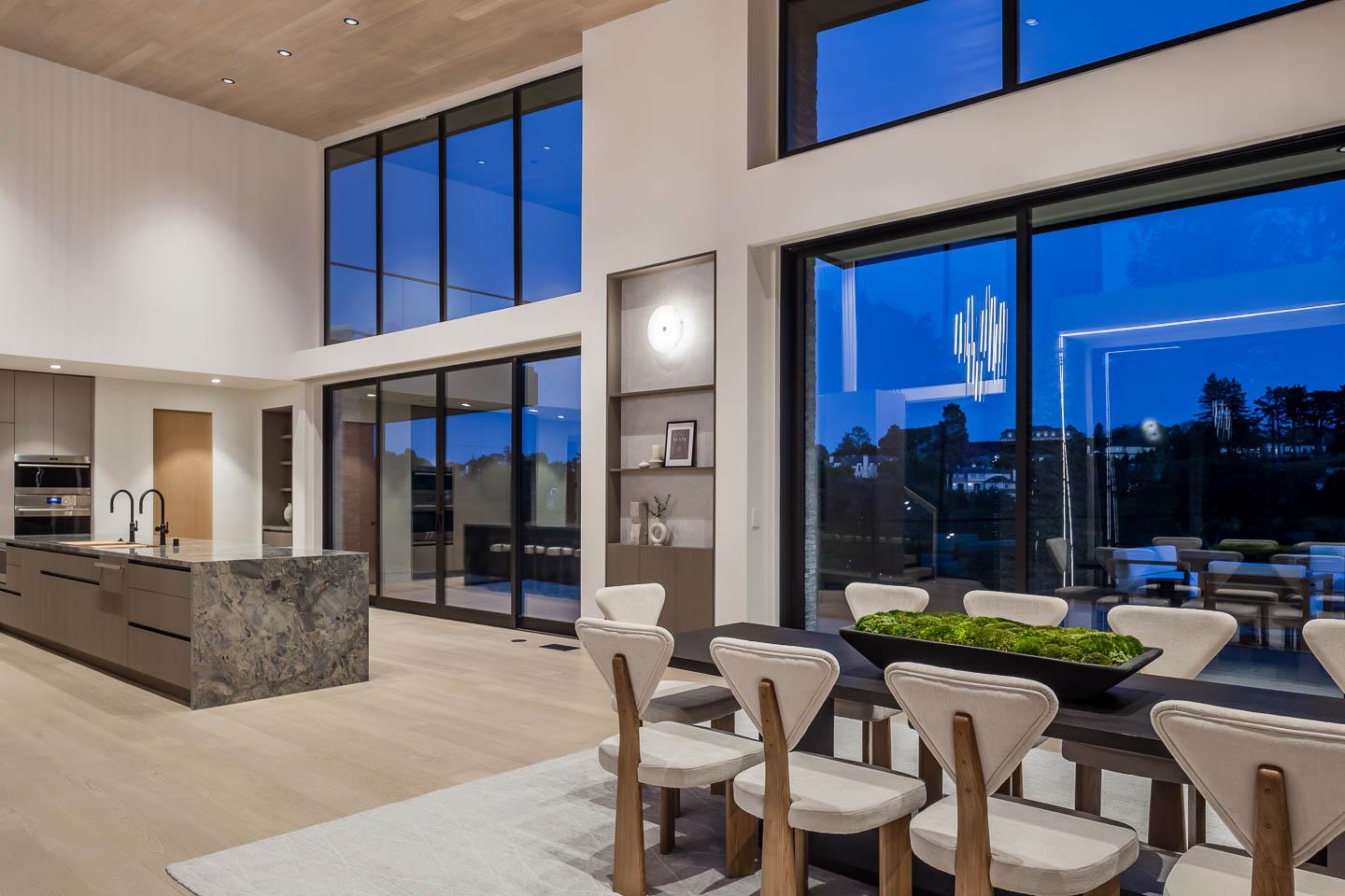Detail Gallery Image 5 of 19 For 20 Pine Ct, Hillsborough,  CA 94010 - 5 Beds | 5/2 Baths